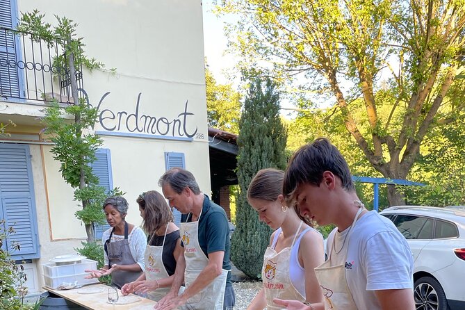 2-Hour Guided Family Pasta or Pizza Cooking Class in Acqui Terme - Meeting point: where to start in Acqui Terme