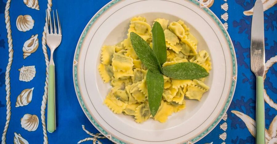 Asti: Dining Experience at a Local's Home - Hospitality in a private home: what that feels like