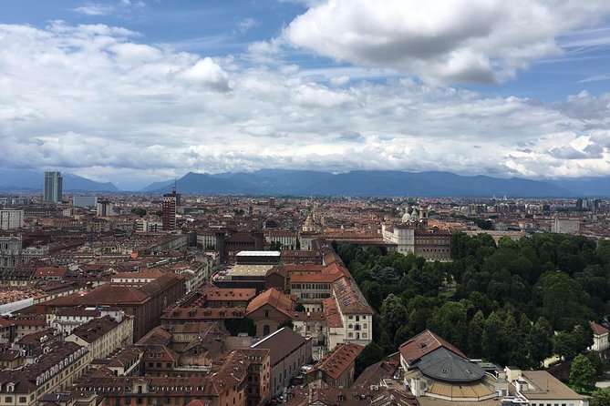 Best of Turin Private Tour with Royal Palace & Mole Antonelliana - Cappella della Sacra Sindone and the Duomo: set expectations on the Holy Shroud