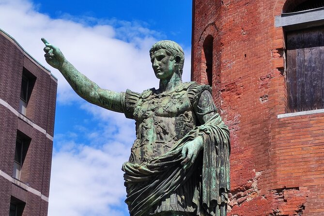 Discover Turin between art and wine tastings - Piazza Corpus Domini to Via Stampatori: the route mindset