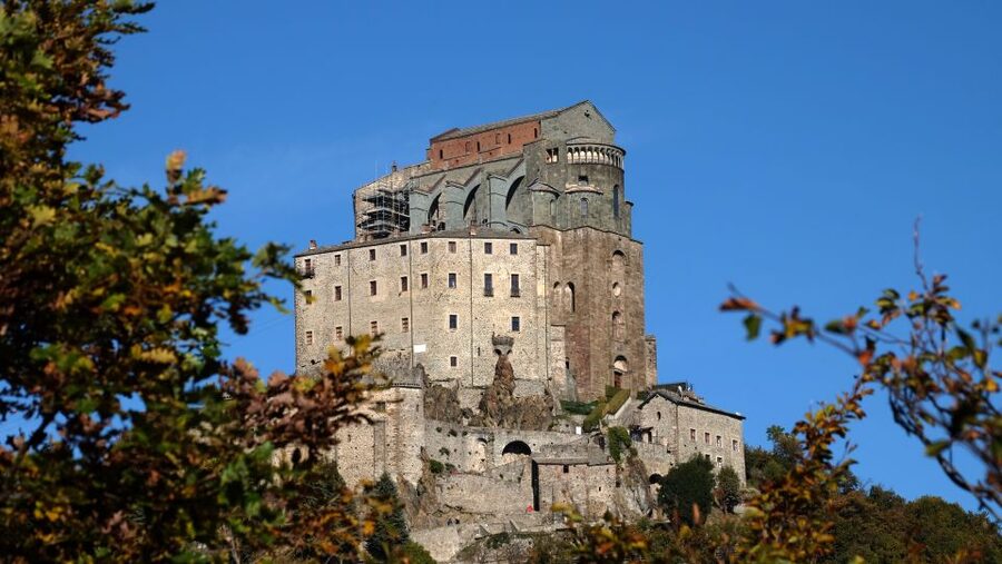 From Turin: Half-Day Medieval Sacra di San Michele Tour - First big moment: the Porta dello Zodiaco and its playful details