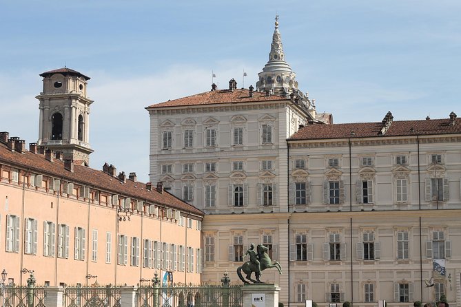 Highlights and hidden gems of Turin Bike Tour - Meeting in Central Turin and Getting Oriented Fast