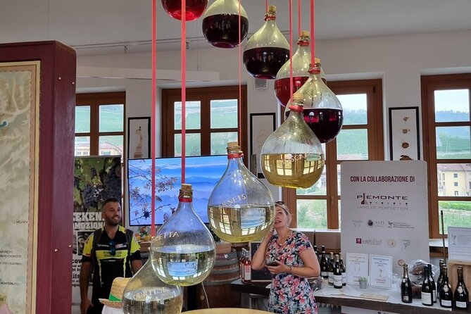 "Langhe del Barolo" Private E-bike Tour - Asphalt and Dirt Road - Barolo: Historic Center, Wine Lab, and Optional Tasting