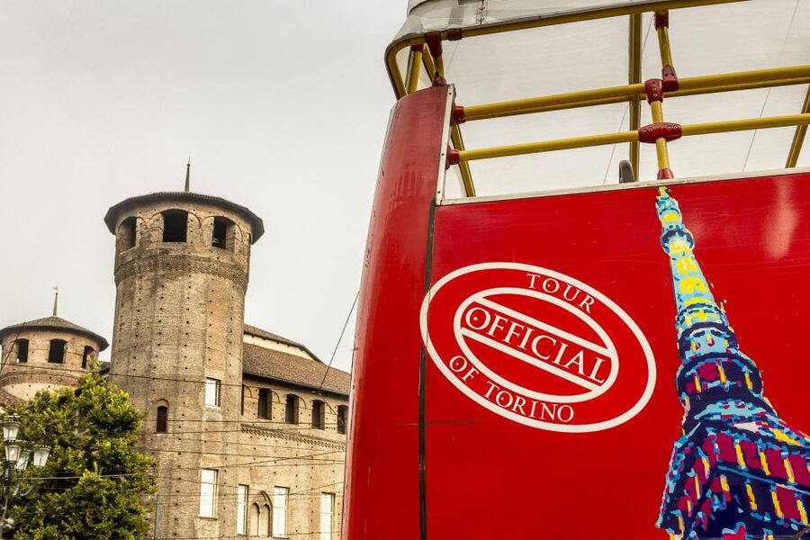 MBun Hamburger Shop and Open Bus Turin - Route Details: Torino Centro (Red Line) and Po River Views