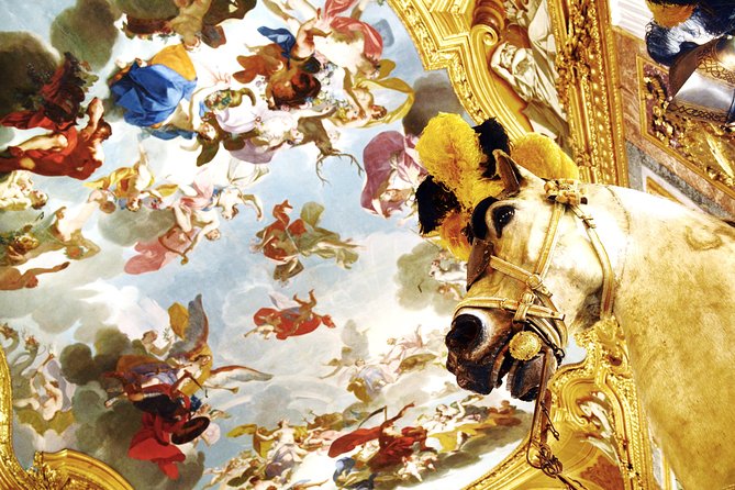 Private Turin Royal Palace Tour with Holy Shroud Chapel - Start at Piazza Castello and Step Into Palazzo Reale Fast