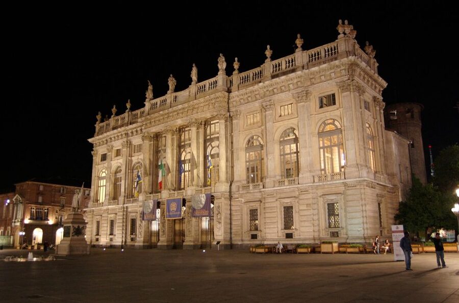 Royal Palace of Turin and Palazzo Madama Night Guided Tour - Why Turin’s Savoy Palaces Feel Different at Night