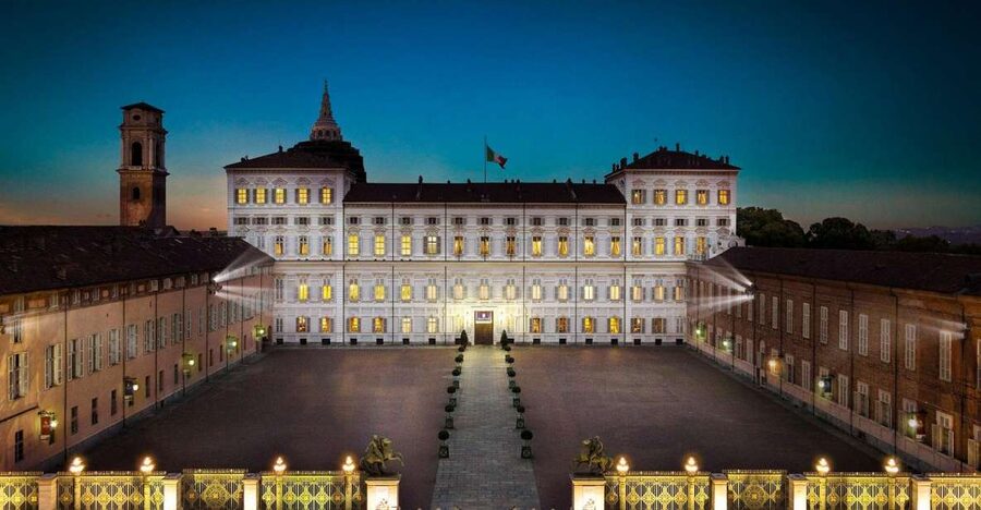 Royal Palace of Turin and Palazzo Madama Night Guided Tour - Palazzo Madama After Hours: Facade, Opulence, and Frescoed Rooms