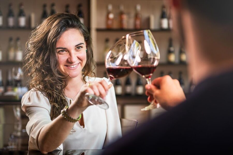 The Madama: Wine tasting in La Morra - Cantina Moscone history, vineyards, and the Madama idea