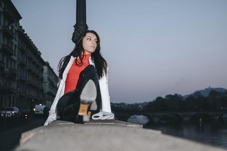 Torino: private photoshoot with professional photographer - Riverside charm and café atmosphere: softer moments beyond the obvious postcards