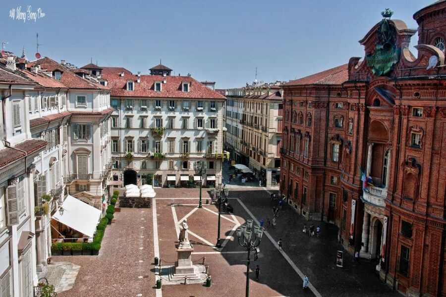 Turin: 2-Hour Palazzo Reale Tour - The 19th-Century Ballroom: Where Ceremony Meets Style