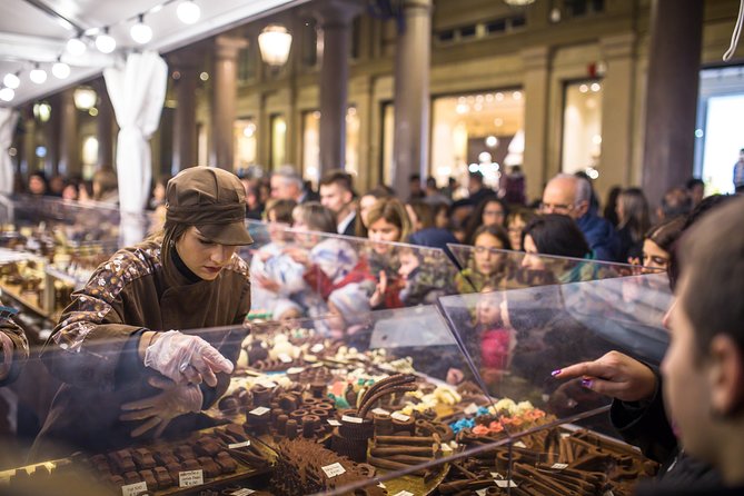 Turin Chocolate Tasting Walking Tour - Stop 2: more tasting variety and practical inside tips