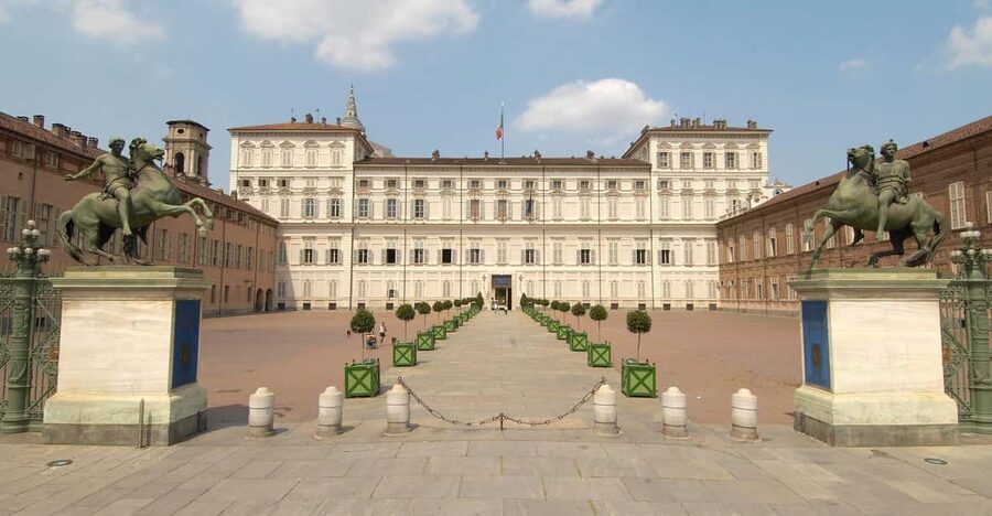 Turin: Entrance ticket for Palazzo Reale & audioguide - What to expect during your 3-hour walk