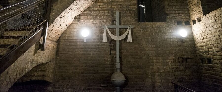 Turin Noir: The Darkest Walking Tour - Church of Misericordia: an ancient stop with exclusive access