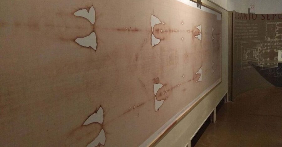 Turin: Private Tour on The Path of The Holy Shroud - What You Don’t See Matters: The Shroud Itself Is Not on Display