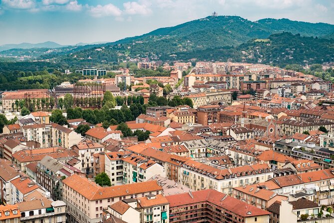 Turin Scavenger Hunt and Highlights Self Guided Audio Tour - Stop-by-Stop: What Each Highlight Is Like on This Hunt