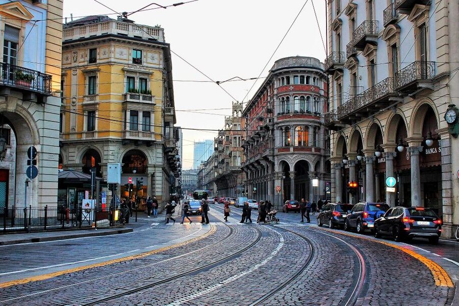 Turin: Small-Group Walking Tour of Top City Highlights - Finding the Group at Piazza C.L.N. (and Getting Oriented Fast)