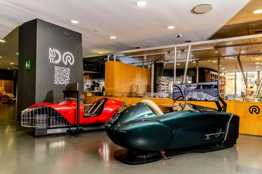 Turin: Vintage Car Simulators at MAUTO - The Roarington simulator: 3D twins and historic circuits